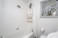 800 Ontario, West Columbia, SC 29169