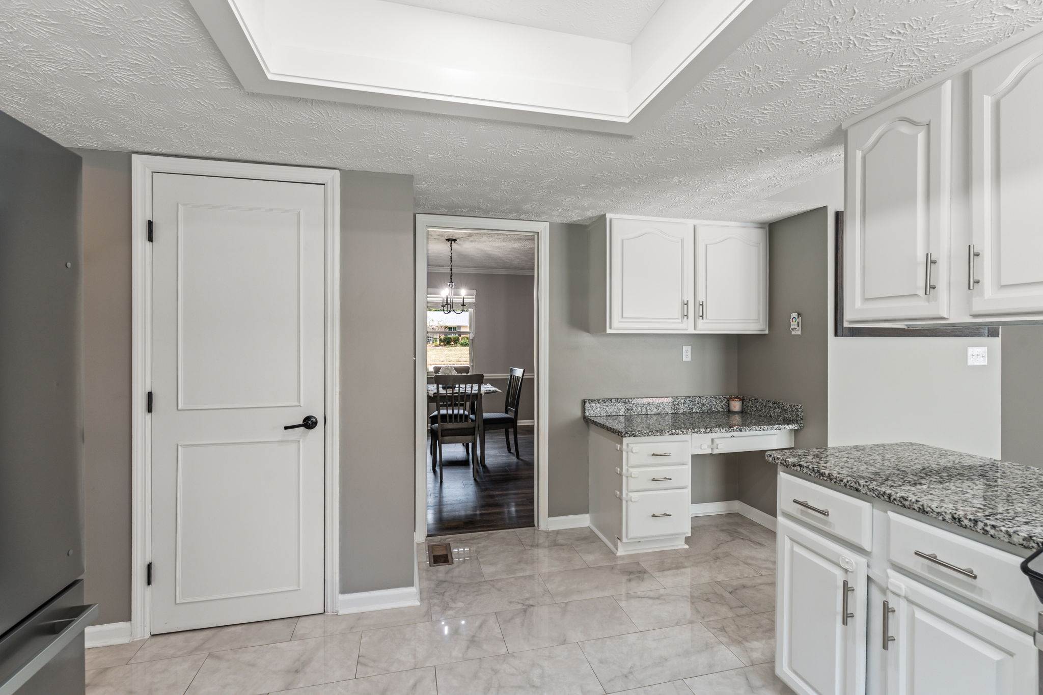 9038 Woodstream Lane, Dayton, OH 45458