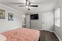 9038 Woodstream Lane, Dayton, OH 45458