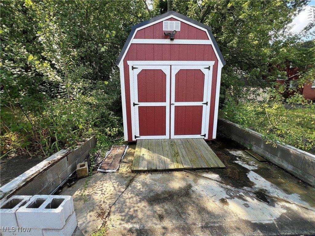 430 Mccartney Road, Campbell, OH 44405