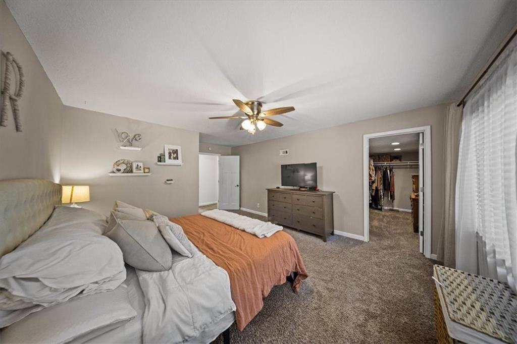 9600 Wornall Road, Kansas City, MO 64114