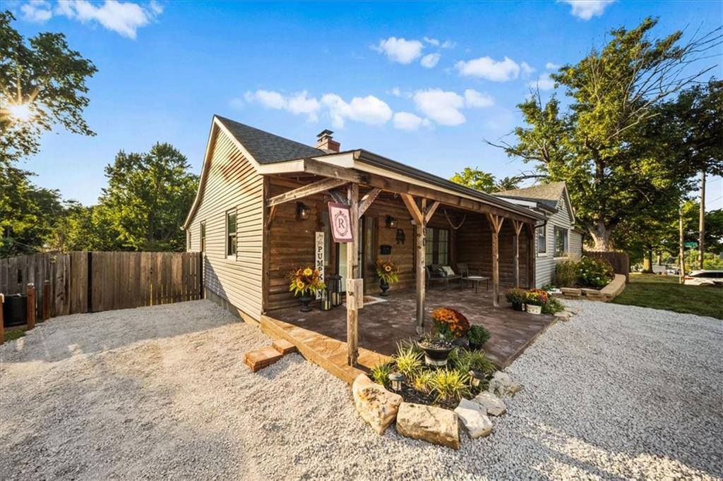 9600 Wornall Road, Kansas City, MO 64114