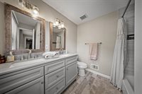 9600 Wornall Road, Kansas City, MO 64114