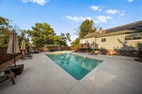 9600 Wornall Road, Kansas City, MO 64114