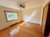 139 North Vail Street, Geneseo, IL 61254