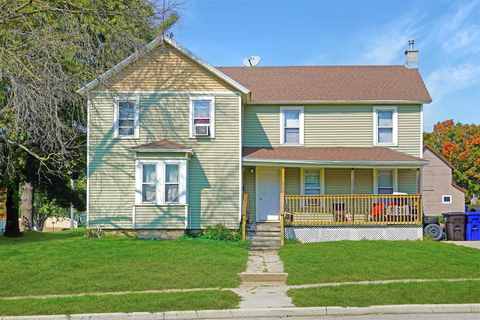 910 Water, Wilton, WI 54670