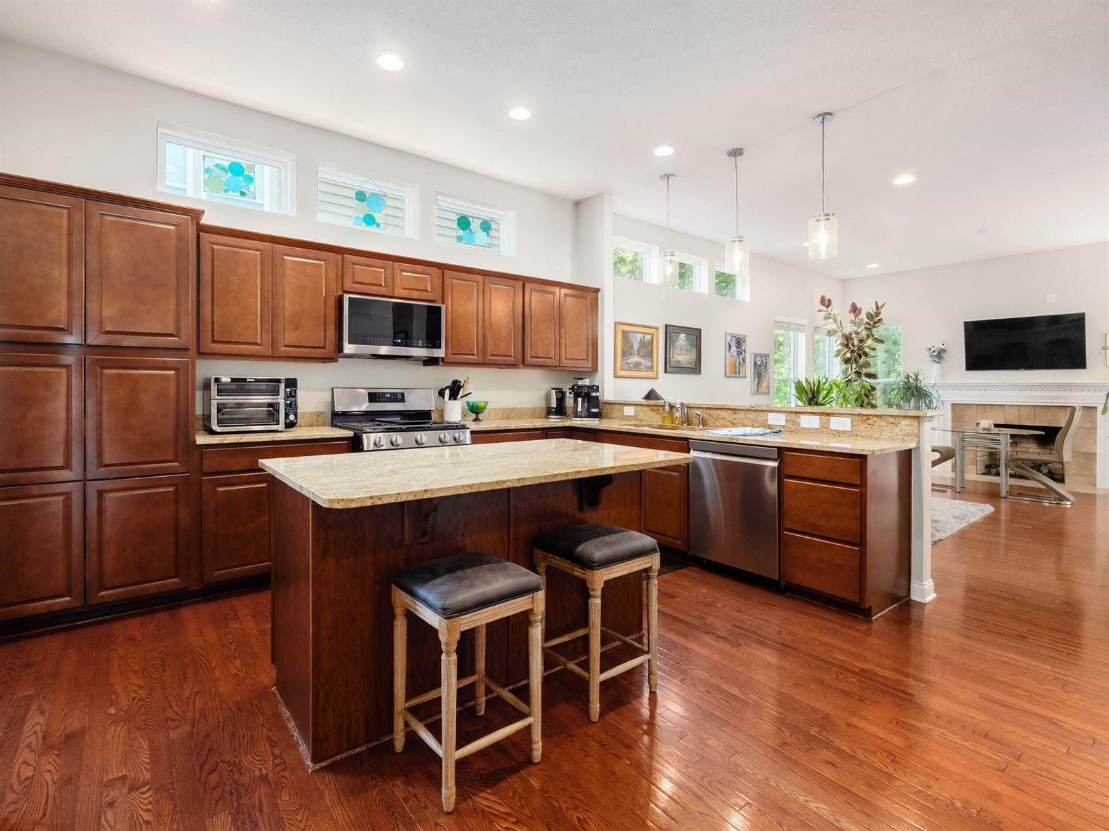 1333 Fairway Drive, Grove City, OH 43123