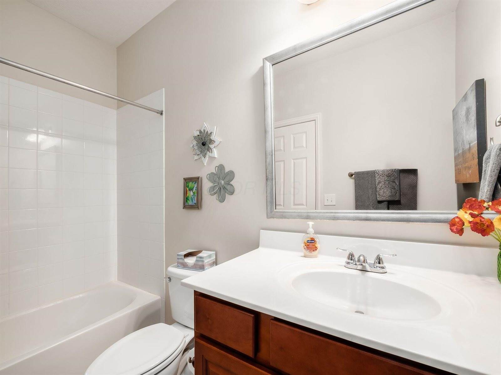 1333 Fairway Drive, Grove City, OH 43123