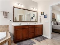 1333 Fairway Drive, Grove City, OH 43123