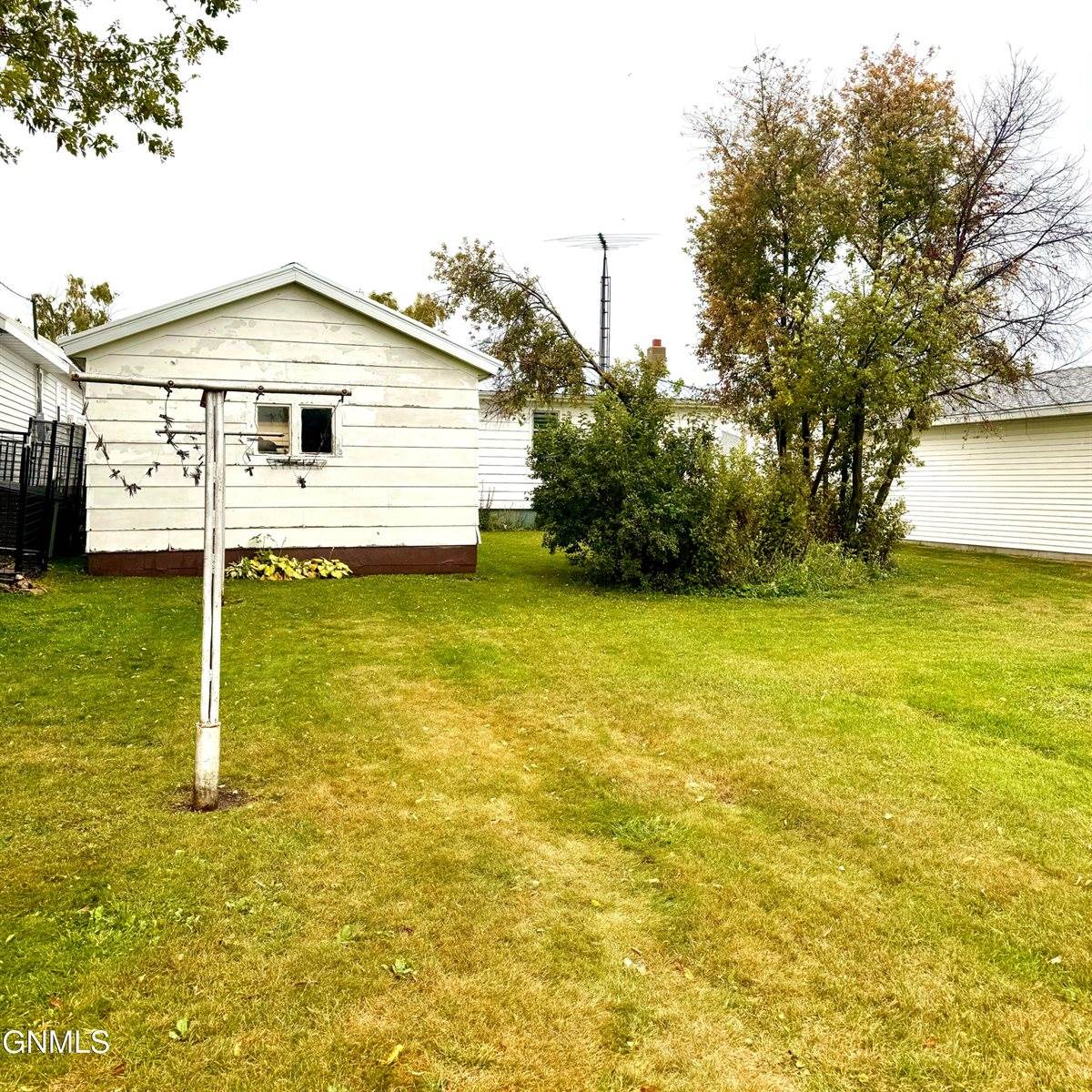 315 2nd Street East, Napoleon, ND 58561