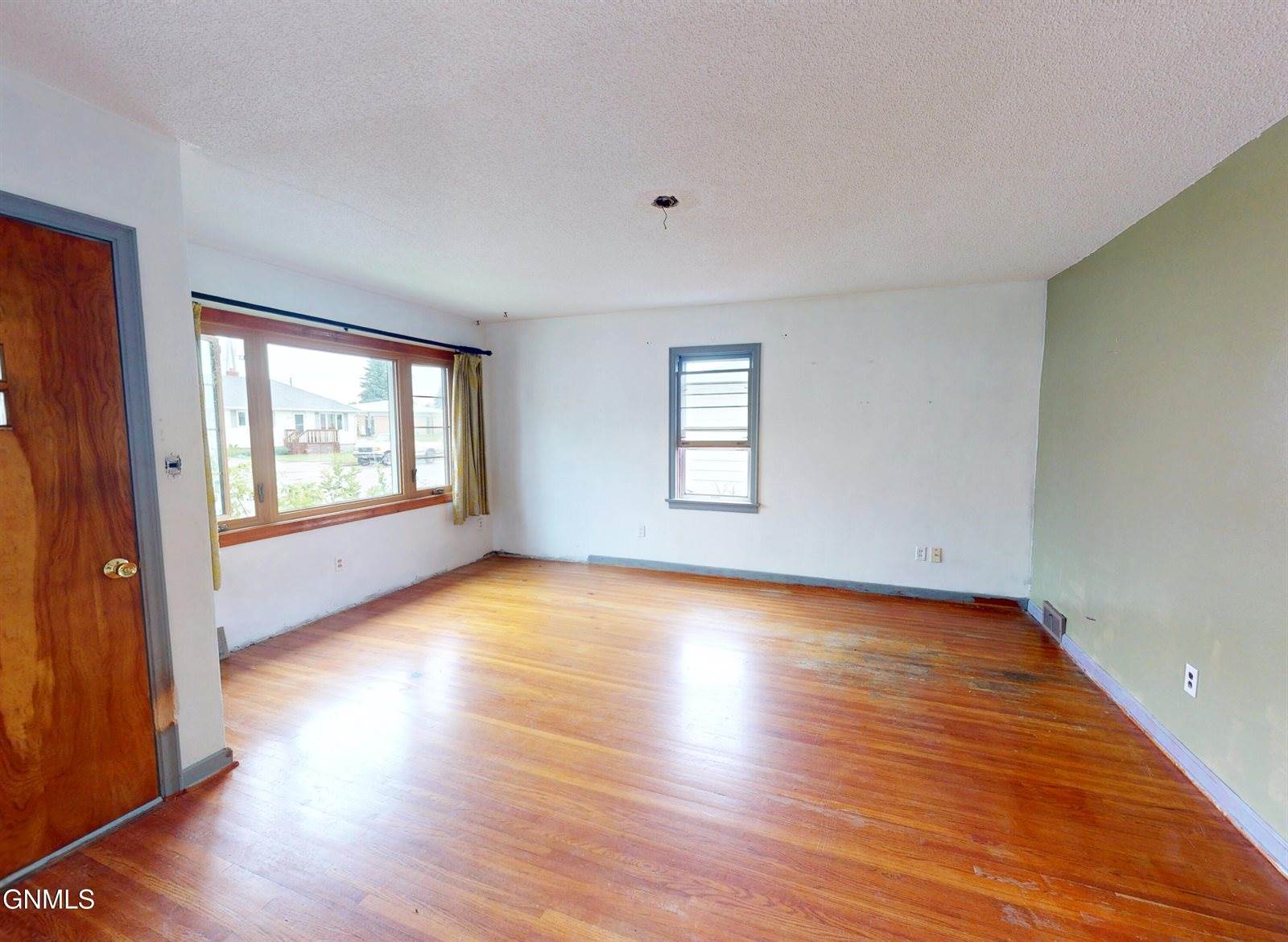 315 2nd Street East, Napoleon, ND 58561