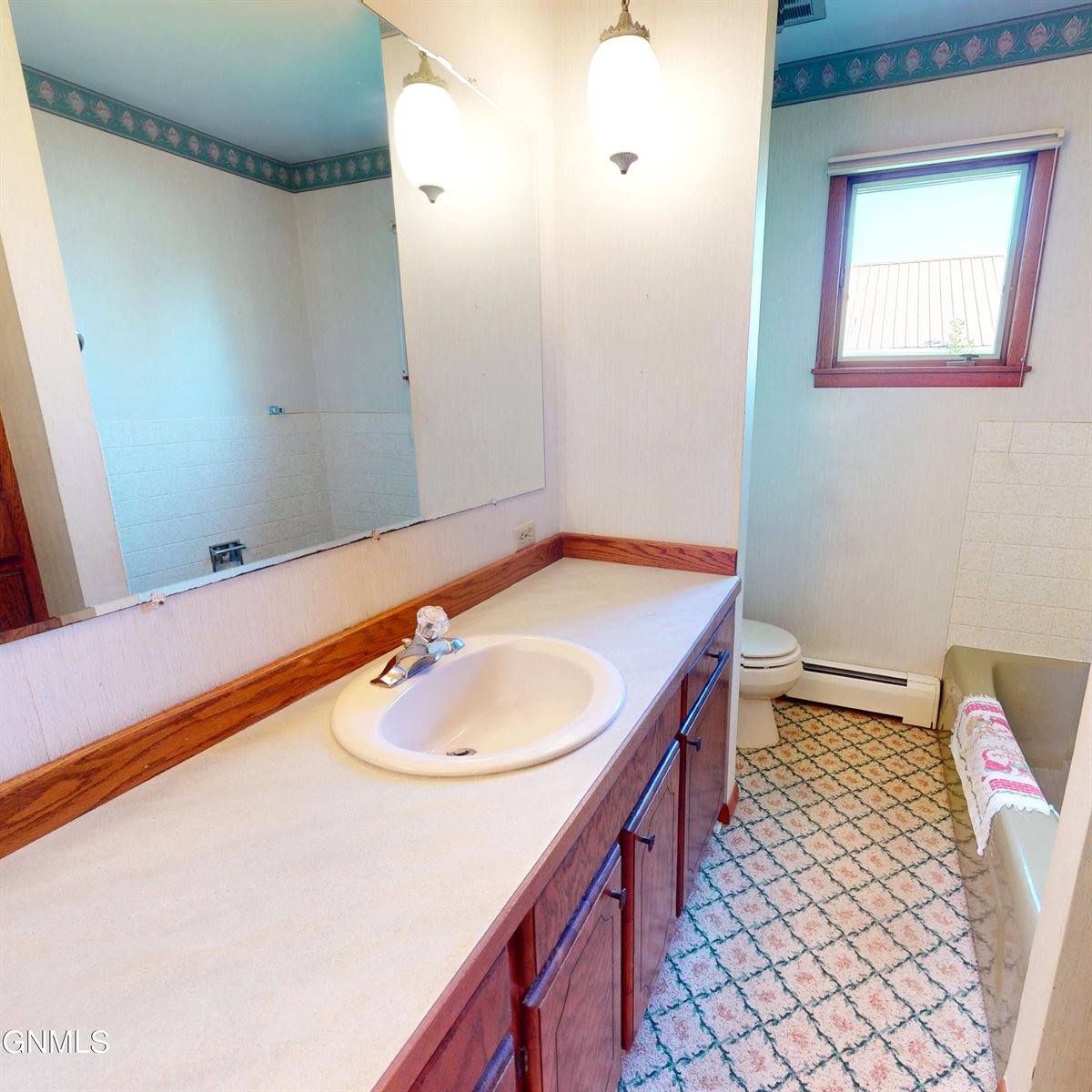 615 Broadway, Napoleon, ND 58561