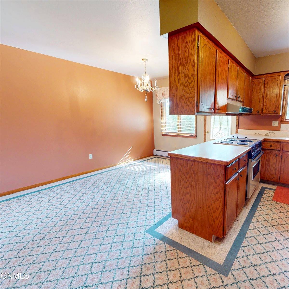 615 Broadway, Napoleon, ND 58561