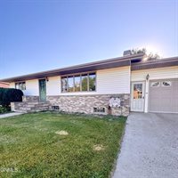 615 Broadway, Napoleon, ND 58561