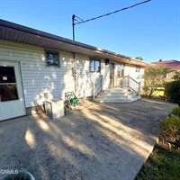 615 Broadway, Napoleon, ND 58561