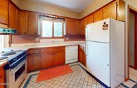 615 Broadway, Napoleon, ND 58561