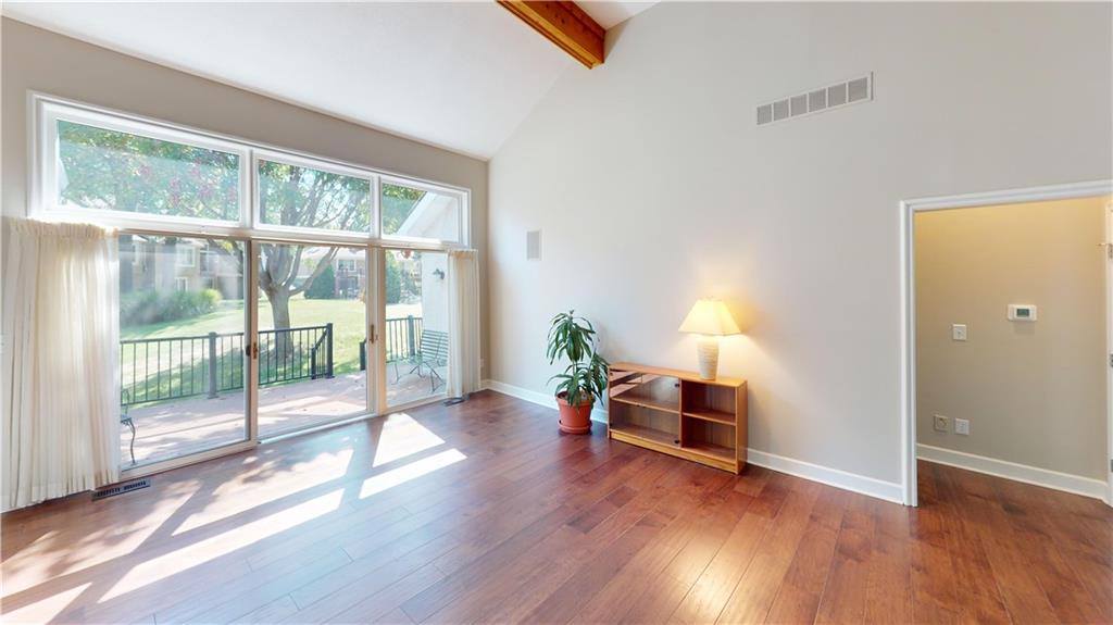 13203 West 85th Court, Lenexa, KS 66215