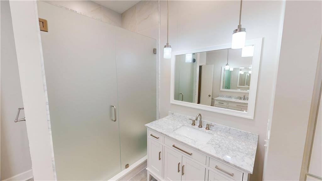 13203 West 85th Court, Lenexa, KS 66215