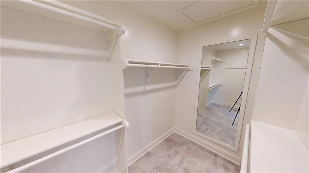 13203 West 85th Court, Lenexa, KS 66215