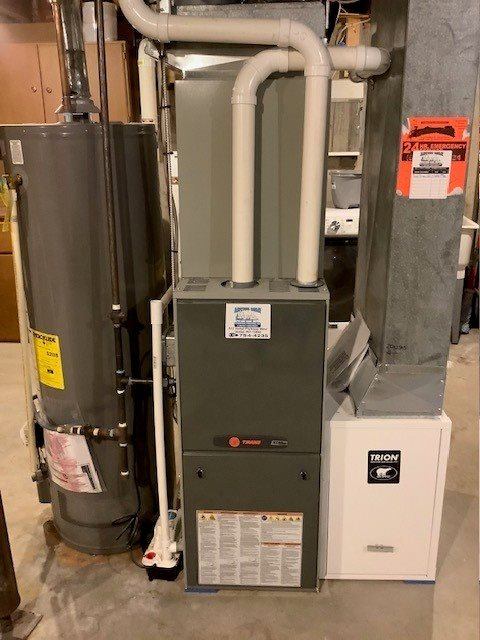 421 Fernwood Avenue, Johnson City, NY 13790