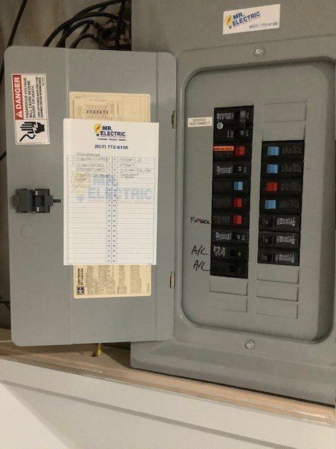 421 Fernwood Avenue, Johnson City, NY 13790