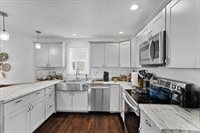 717 N Cedar Avenue, Marshfield, WI 54449