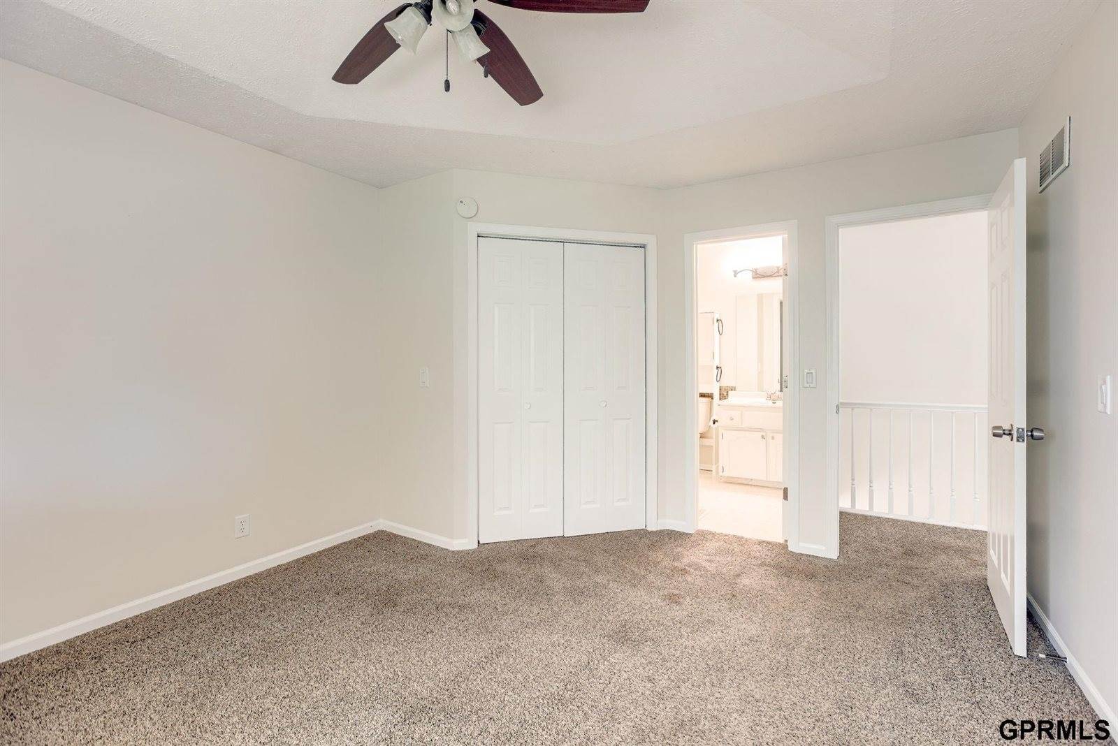 7520 South 135th Street, Omaha, NE 68138