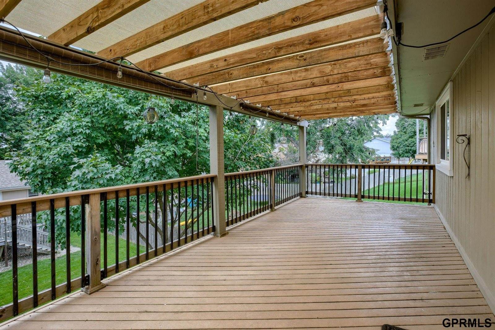 7520 South 135th Street, Omaha, NE 68138