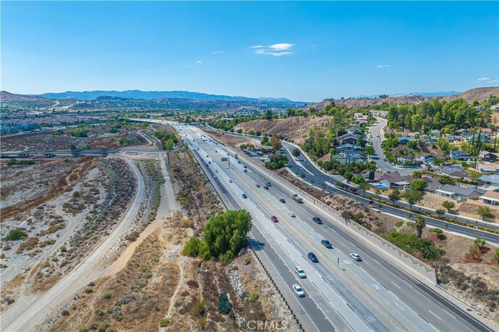 17047 Zion Dr., Canyon Country, CA 91387