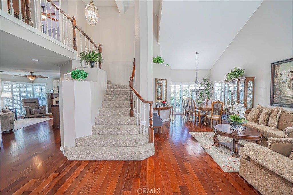 28655 Greenwood Pl, Castaic, CA 91384