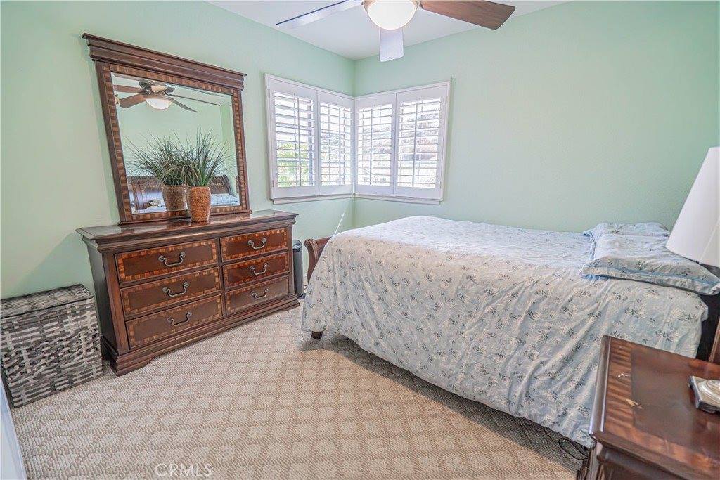 28655 Greenwood Pl, Castaic, CA 91384