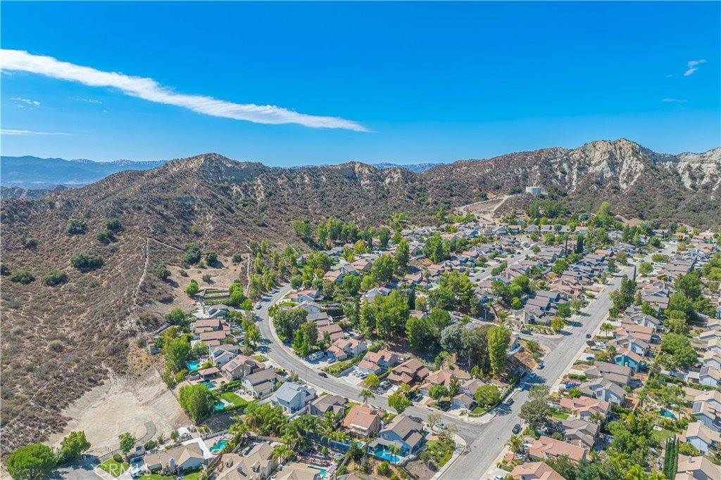 28655 Greenwood Pl, Castaic, CA 91384