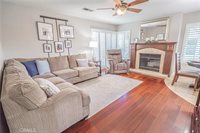 28655 Greenwood Pl, Castaic, CA 91384