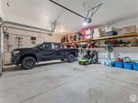 1212 West Willow Run Dr South, Murray, UT 84123