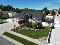 1212 West Willow Run Dr South, Murray, UT 84123