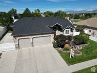 1212 West Willow Run Dr South, Murray, UT 84123
