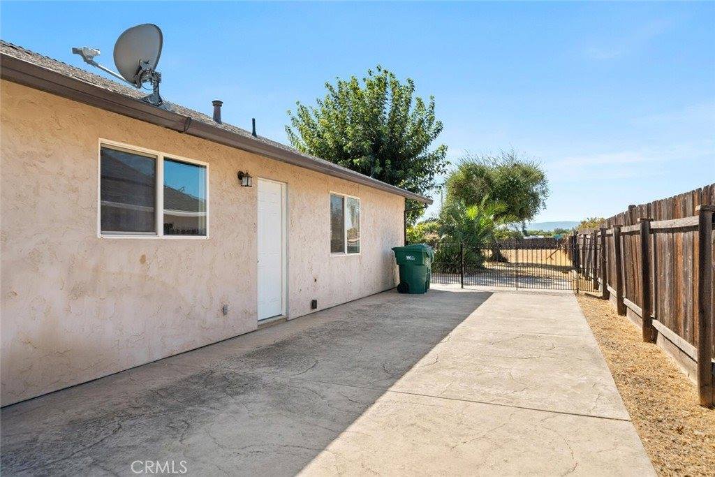 330 Houghton, Corning, CA 96021