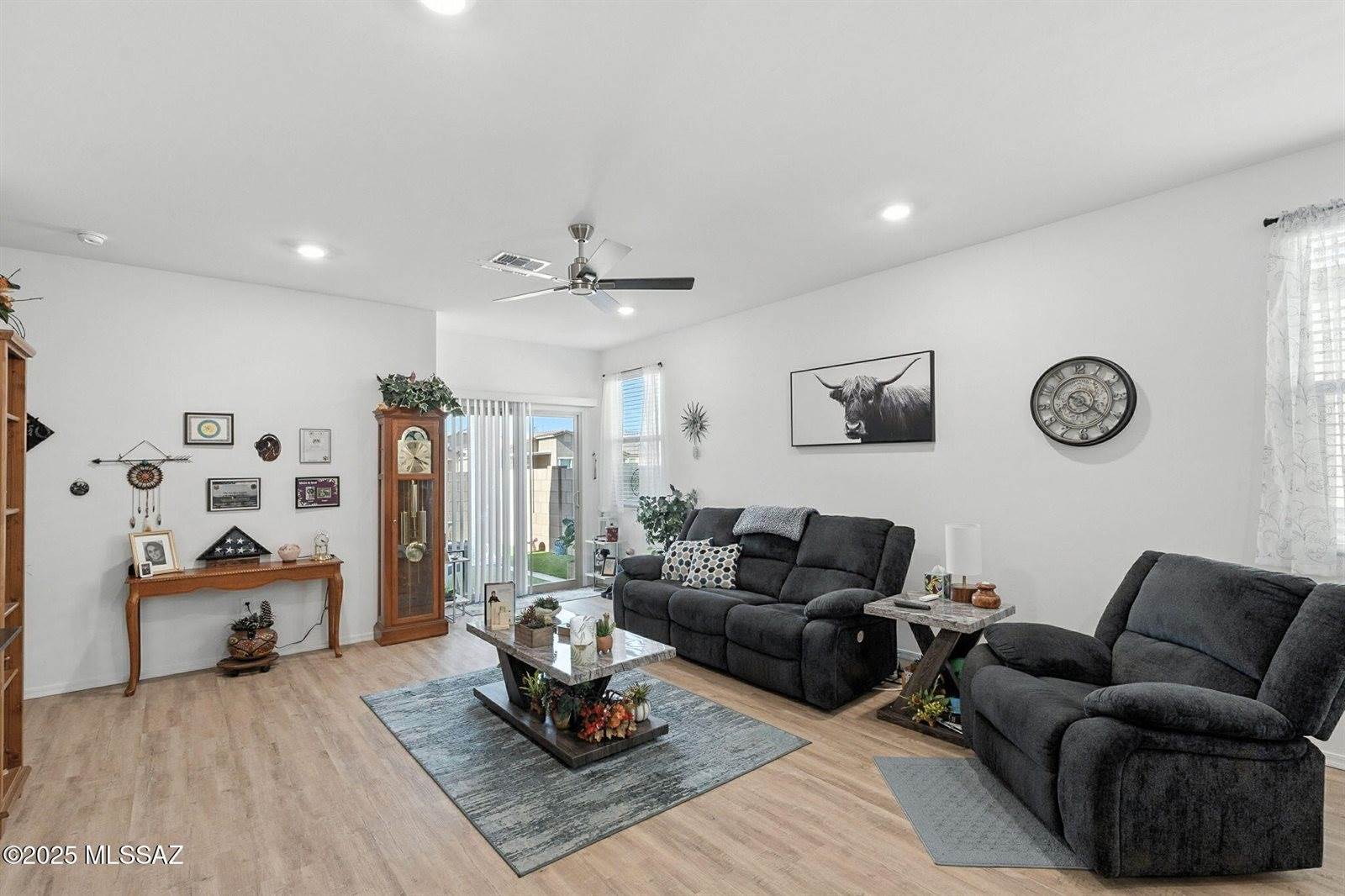 10472 West Thetford Lane, Marana, AZ 85653