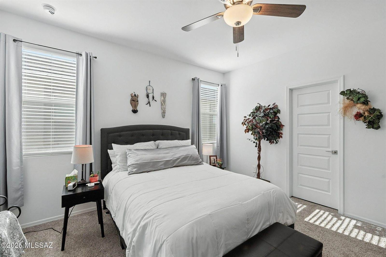 10472 West Thetford Lane, Marana, AZ 85653