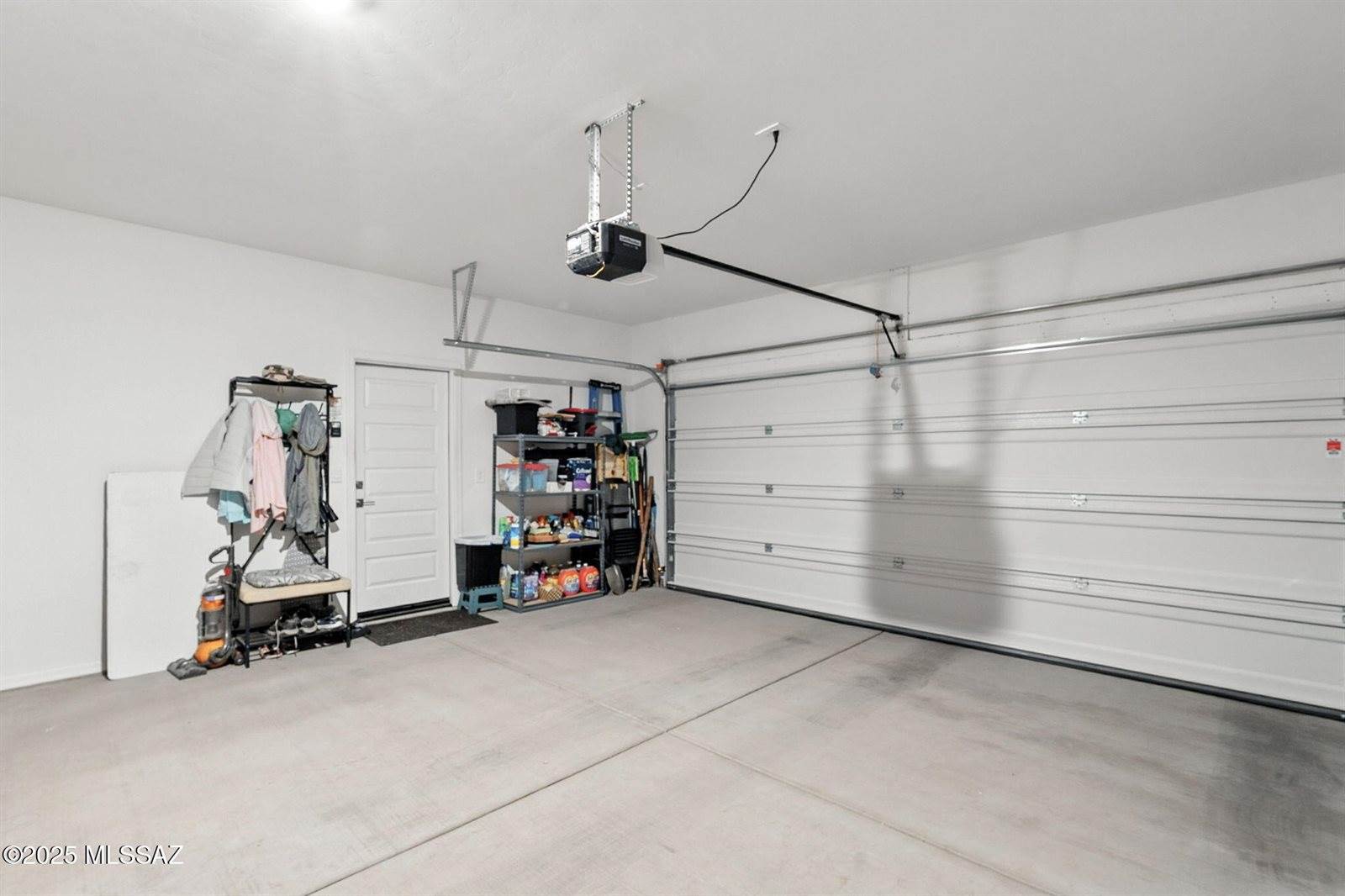 10472 West Thetford Lane, Marana, AZ 85653