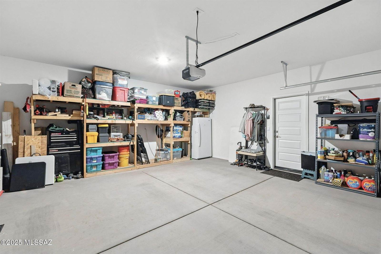 10472 West Thetford Lane, Marana, AZ 85653