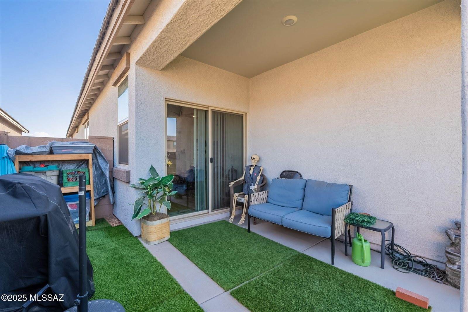 10472 West Thetford Lane, Marana, AZ 85653