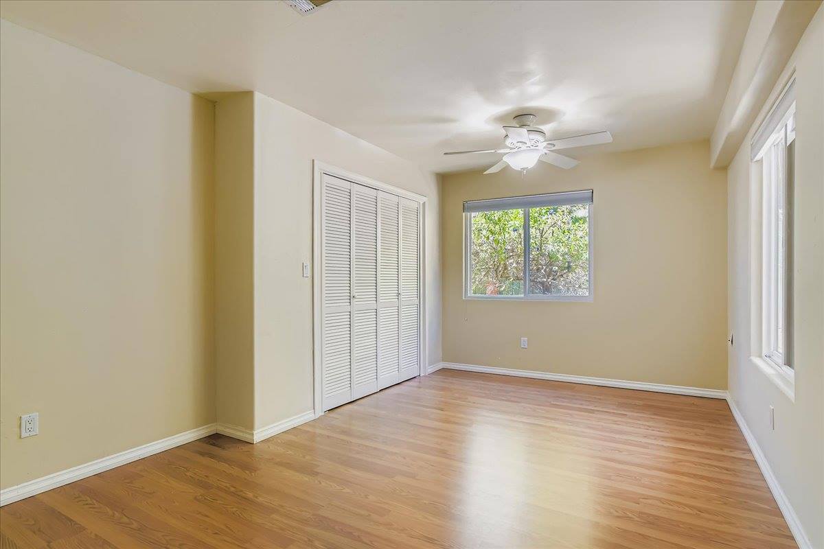 2045 Goshawk Street, San Diego, CA 92123