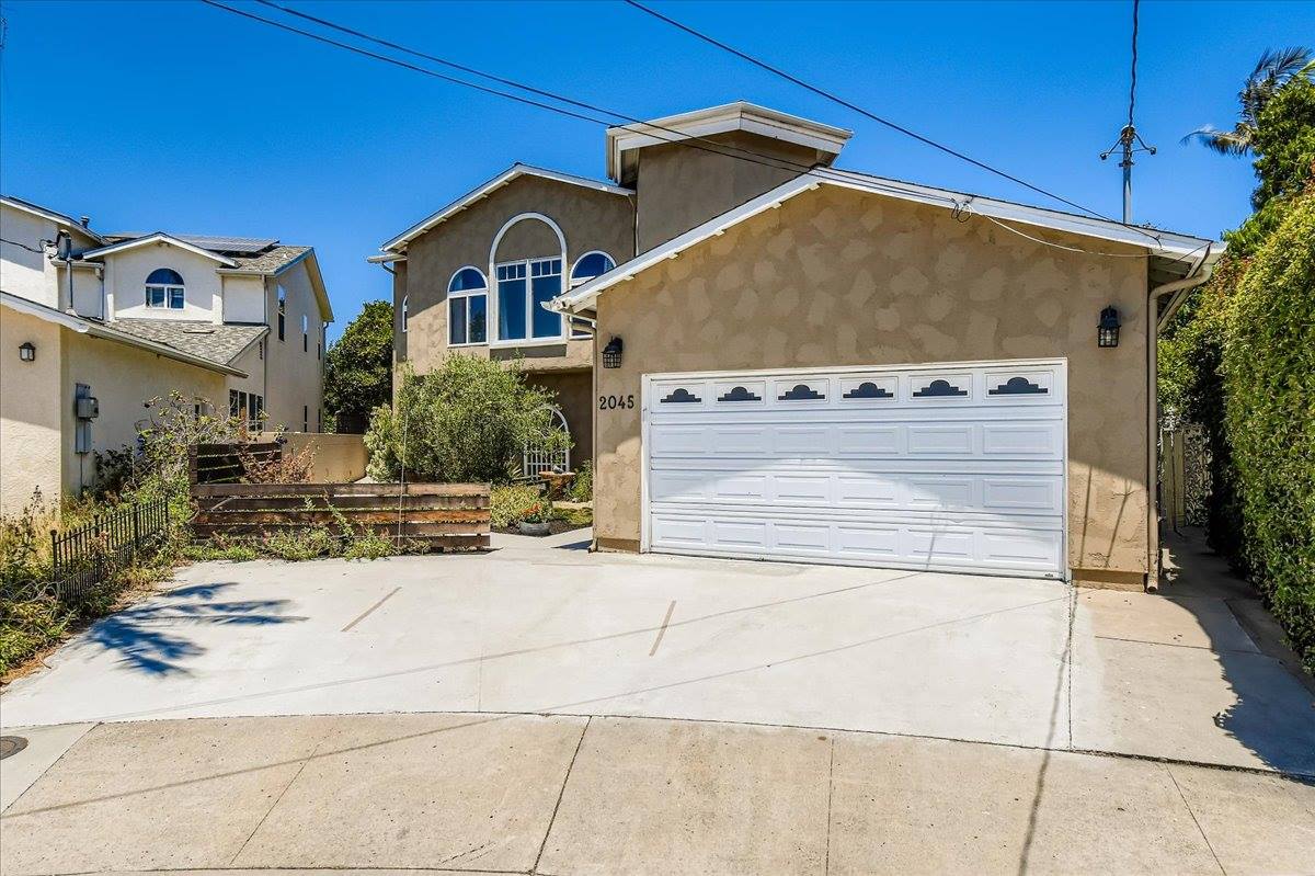 2045 Goshawk Street, San Diego, CA 92123