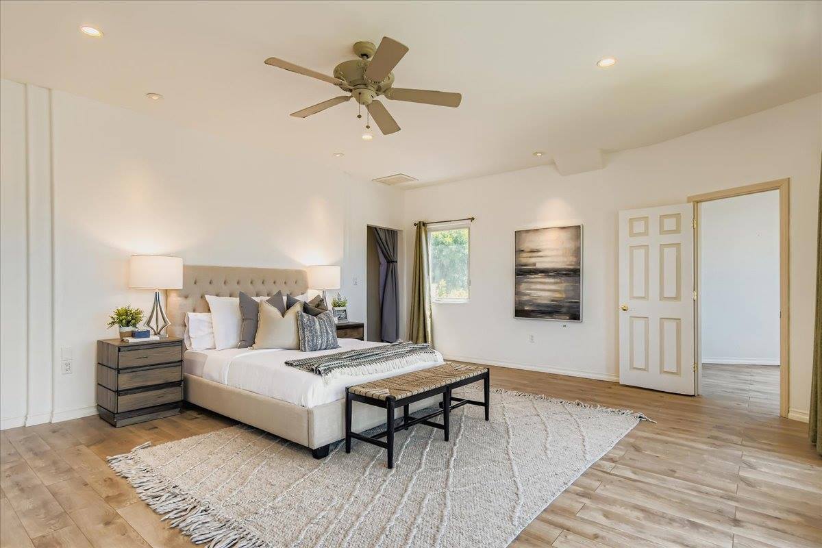 2045 Goshawk Street, San Diego, CA 92123