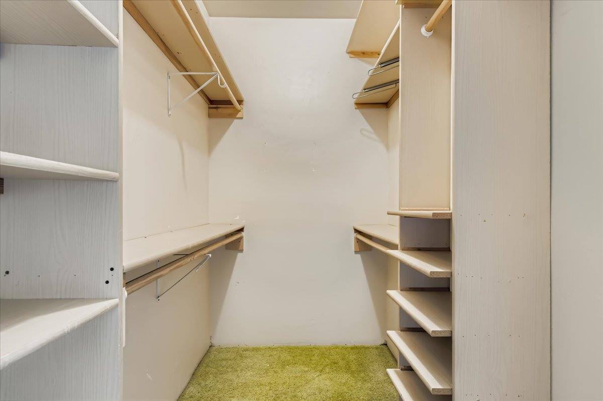 2045 Goshawk Street, San Diego, CA 92123