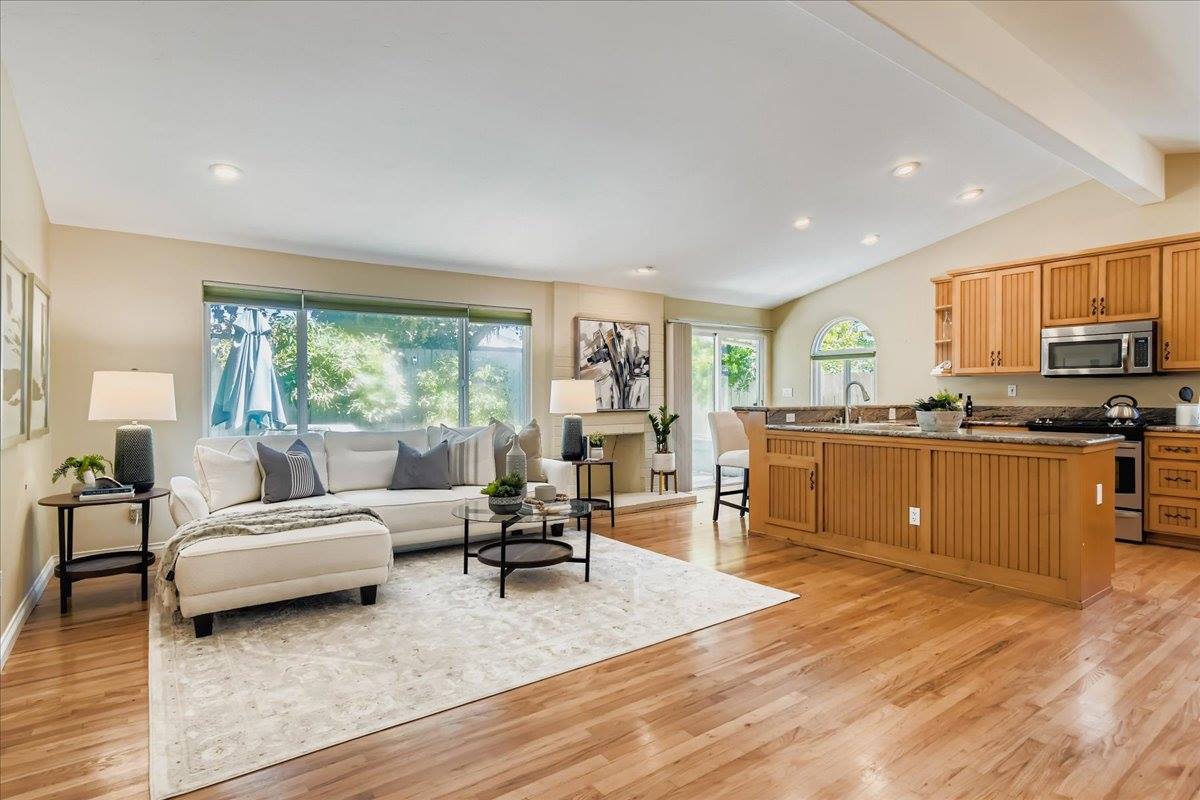 2045 Goshawk Street, San Diego, CA 92123