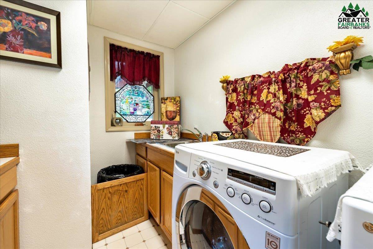 921 Old Steese Highway N, fairbanks, AK 99712