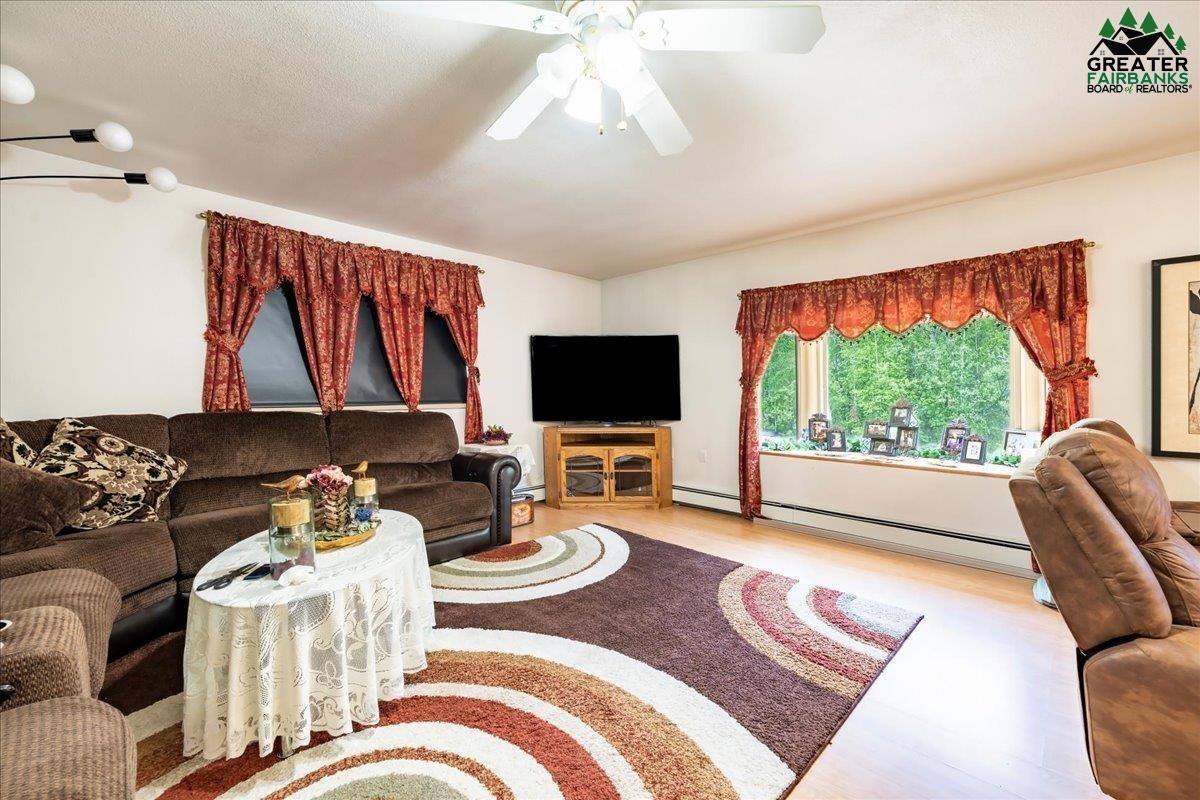 921 Old Steese Highway N, fairbanks, AK 99712