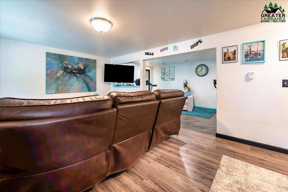 921 Old Steese Highway N, fairbanks, AK 99712